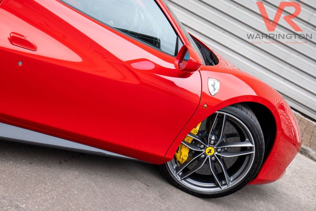 Used Ferrari 488 2017 for sale - 76546411: Photo 44