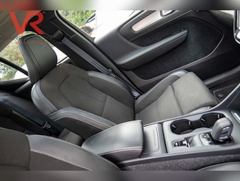 Used Volvo XC40 2020 for sale - 79072313: Photo