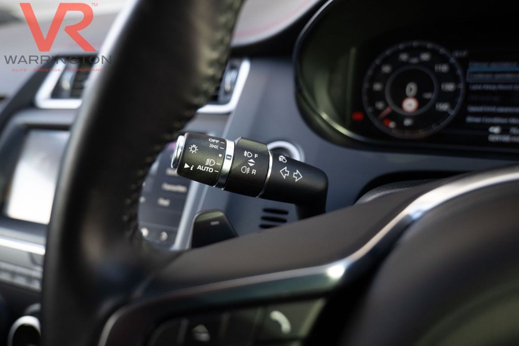 Used Jaguar E-Pace 2020 for sale - 77369532: Photo 11