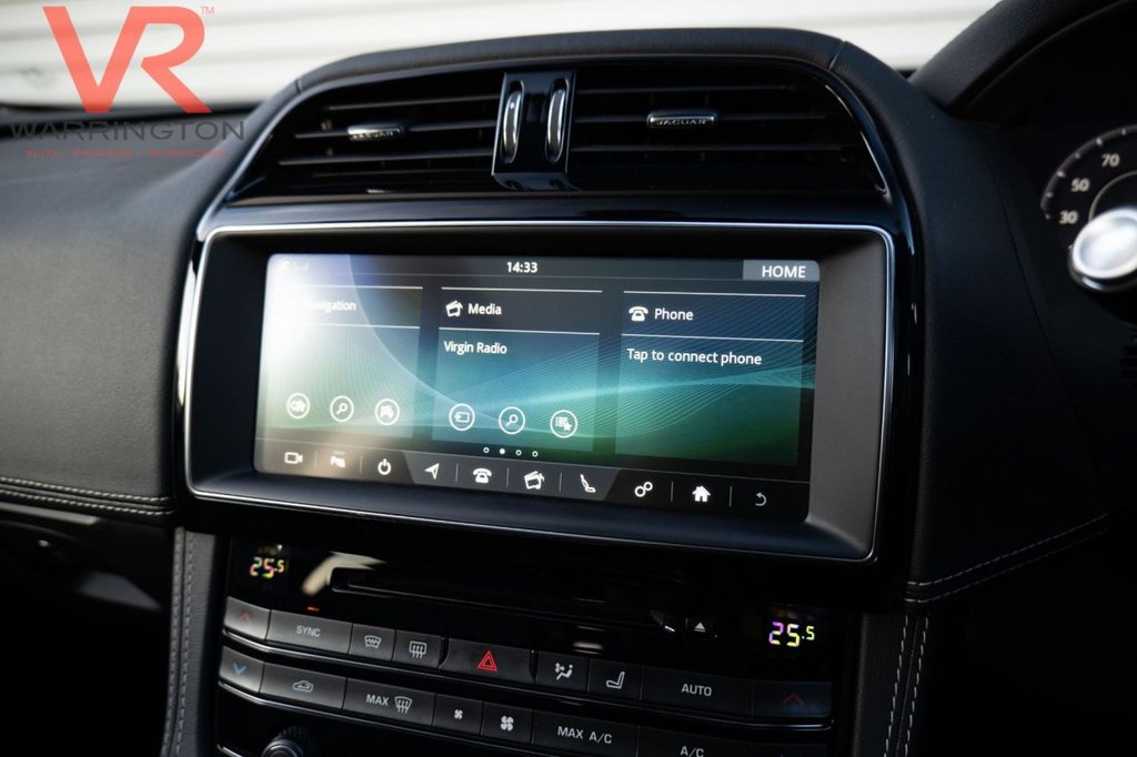 Used Jaguar F-Pace 2020 for sale - 76792041: Photo 27