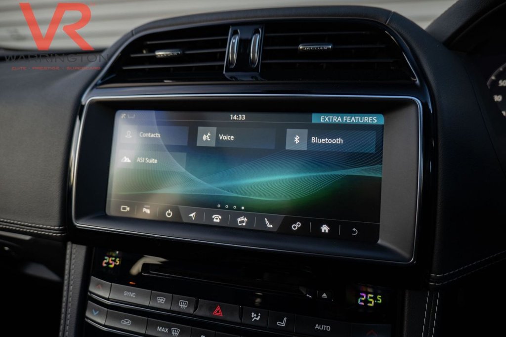 Used Jaguar F-Pace 2020 for sale - 76792041: Photo 29