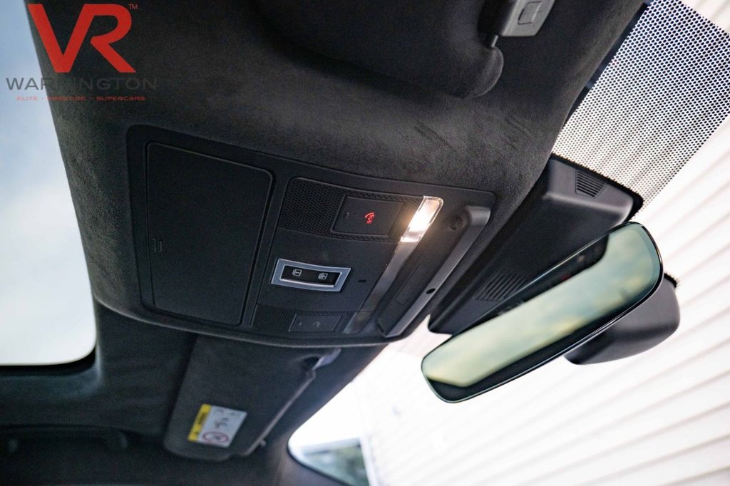 Used Jaguar F-Pace 2020 for sale - 76792041: Photo 32