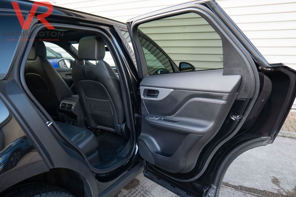 Used Jaguar F-Pace 2020 for sale - 76792041: Photo 36