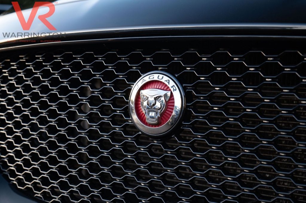 Used Jaguar F-Pace 2020 for sale - 76792041: Photo 42