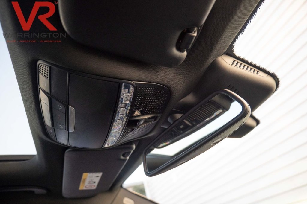 Used Mercedes-Benz C Class 2018 for sale - 76900289: Photo 35