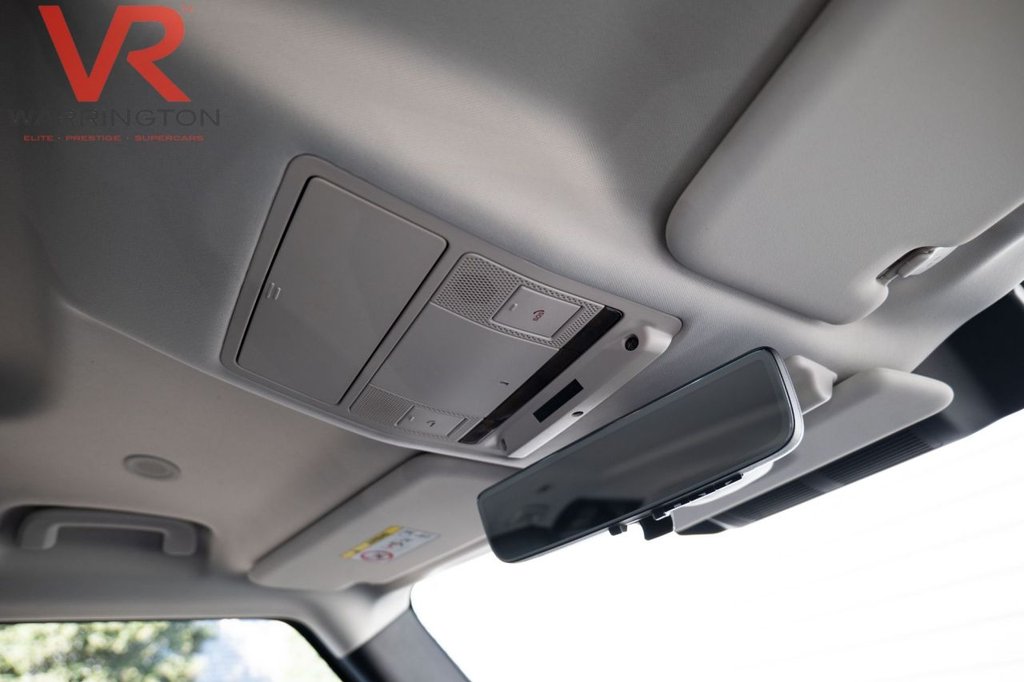 Used Land Rover Defender 2021 for sale - 76546400: Photo 34