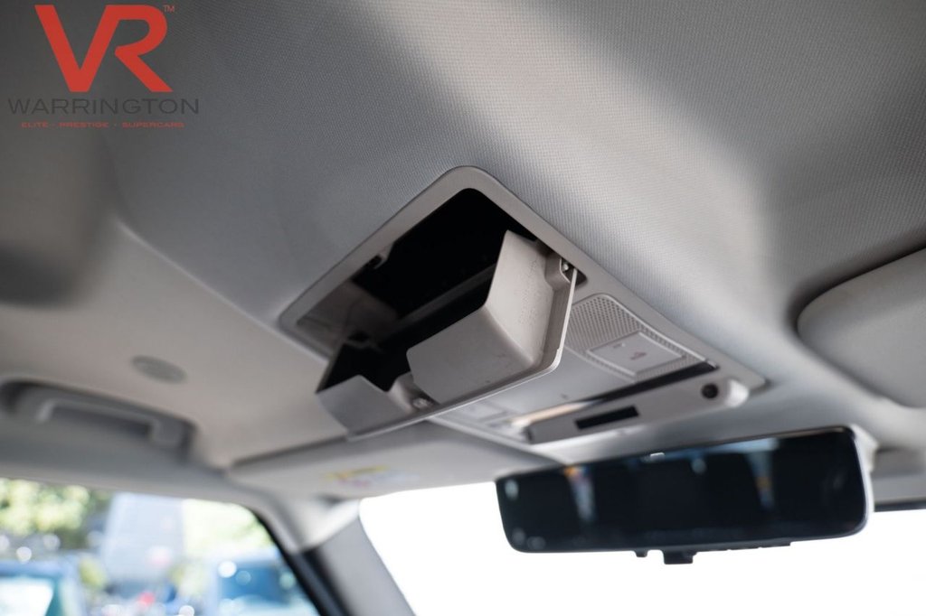 Used Land Rover Defender 2021 for sale - 76546400: Photo 35