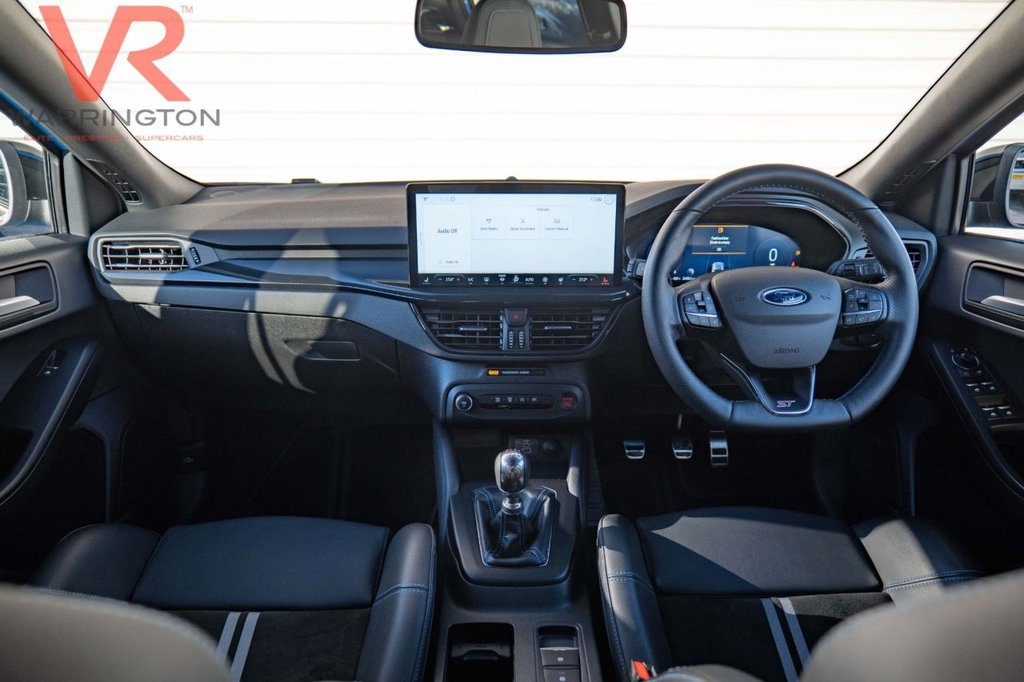 Used Ford Focus 2024 for sale - 76783793: Photo 2