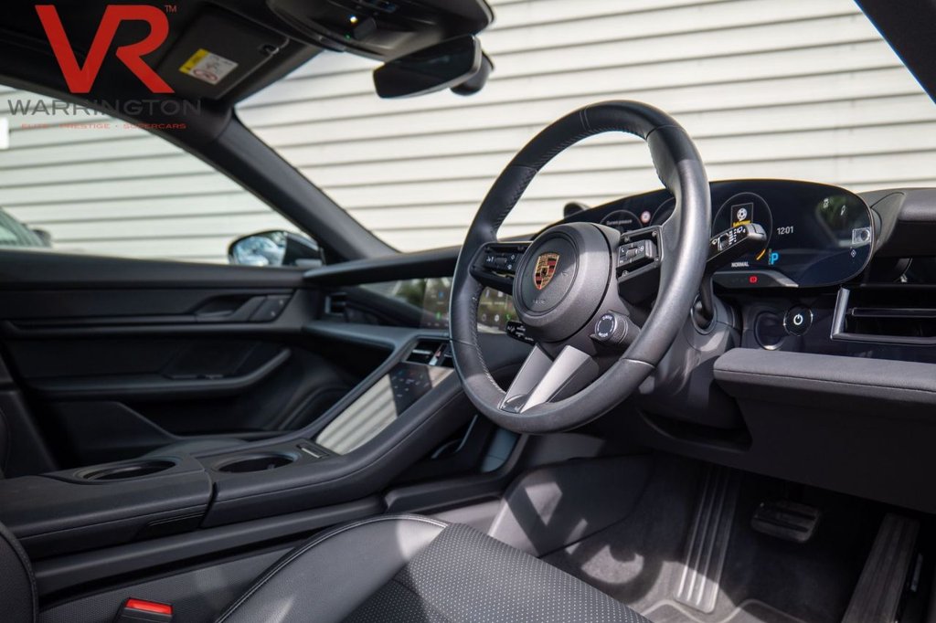 Used Porsche Taycan 2023 for sale - 76546368: Photo 11