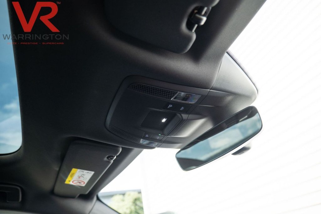 Used Porsche Taycan 2023 for sale - 76546368: Photo 36