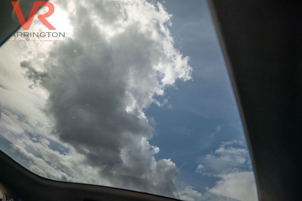 Used Porsche Taycan 2023 for sale - 76546368: Photo 37