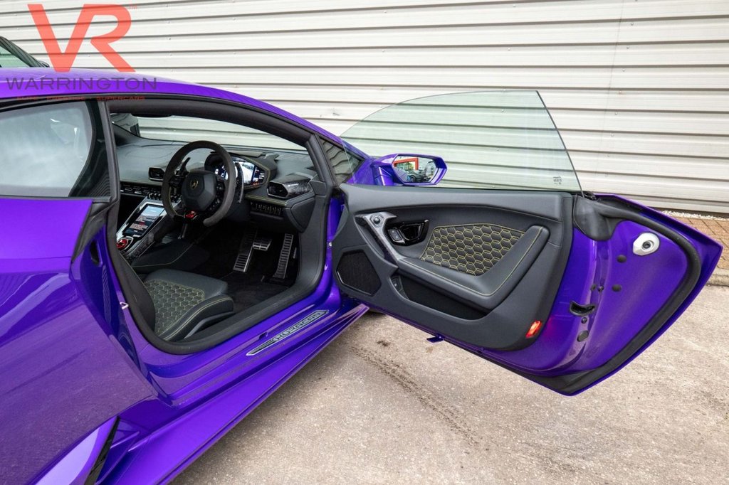 Used Lamborghini Huracan 2019 for sale - 76547063: Photo 20
