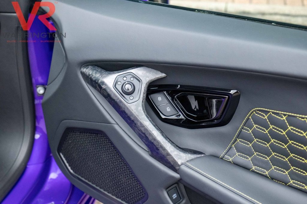 Used Lamborghini Huracan 2019 for sale - 76547063: Photo 22