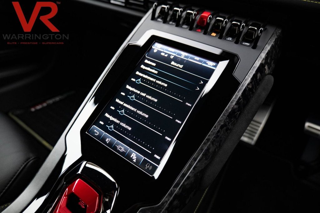 Used Lamborghini Huracan 2019 for sale - 76547063: Photo 32