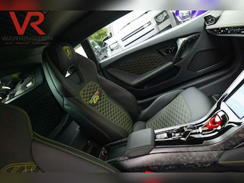 Used Lamborghini Huracan 2019 for sale - 76547063: Photo