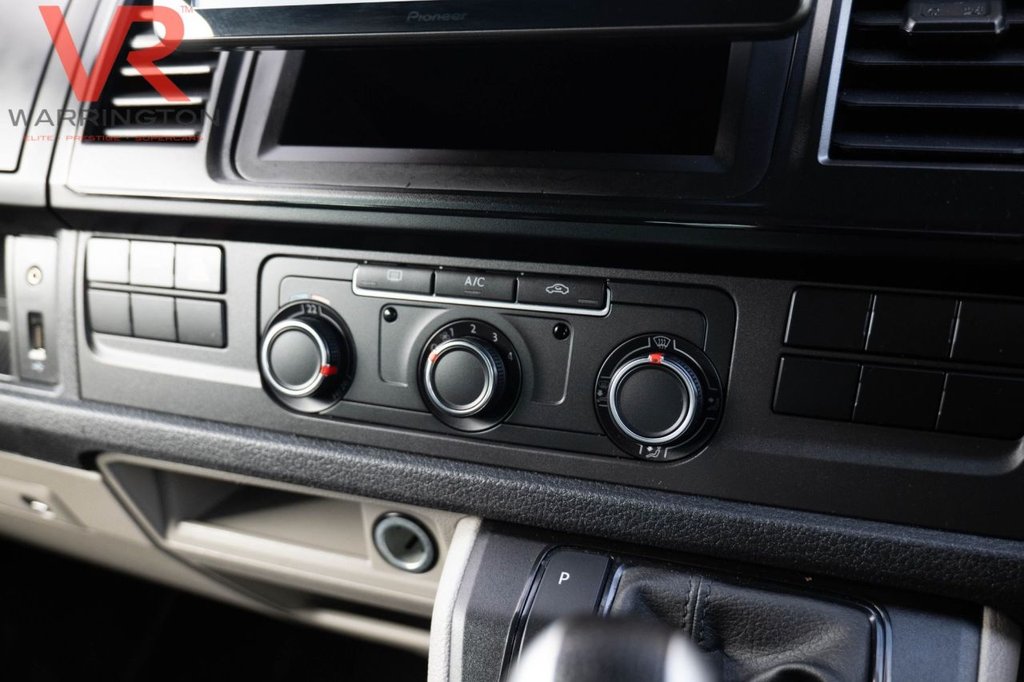 Used Volkswagen Transporter 2017 for sale - 77631769: Photo 29