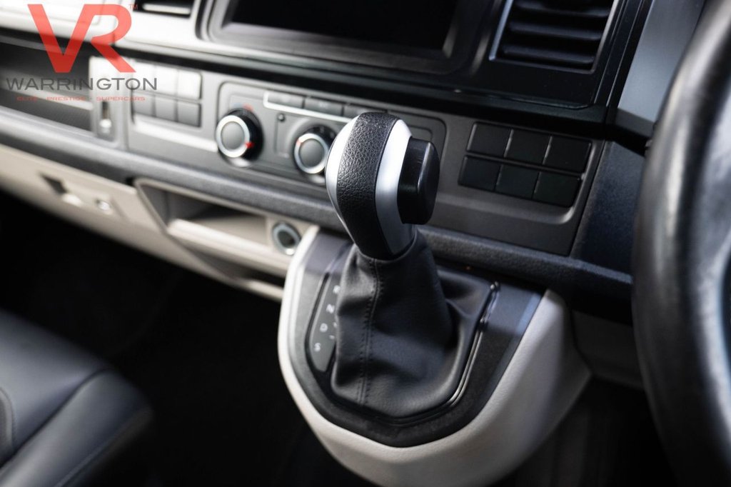 Used Volkswagen Transporter 2017 for sale - 77631769: Photo 30