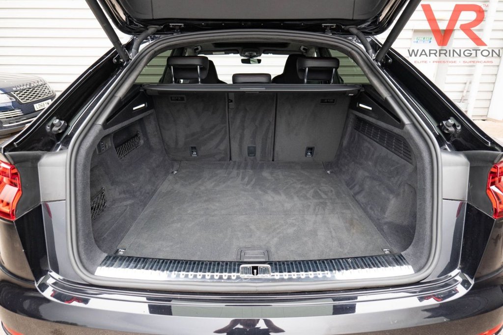 Used Audi RS Q8 2020 for sale - 76546358: Photo 19