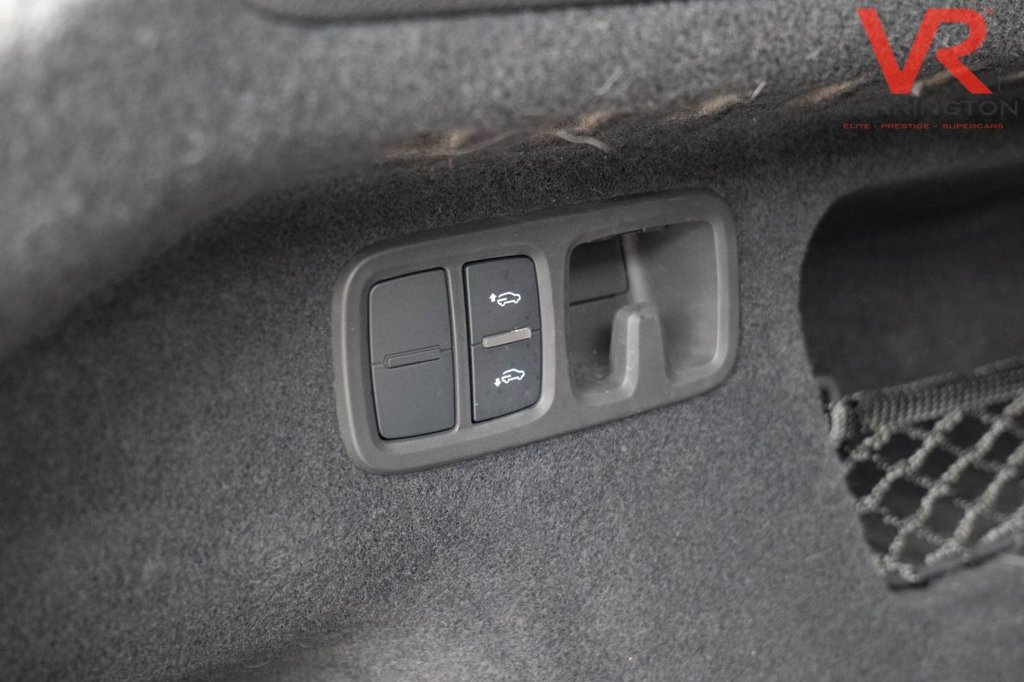 Used Audi RS Q8 2020 for sale - 76546358: Photo 20