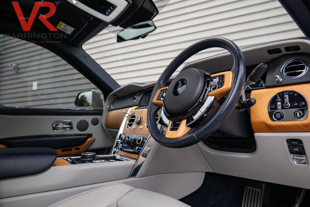 Used Rolls-Royce Cullinan 2019 for sale - 76546469: Photo 12
