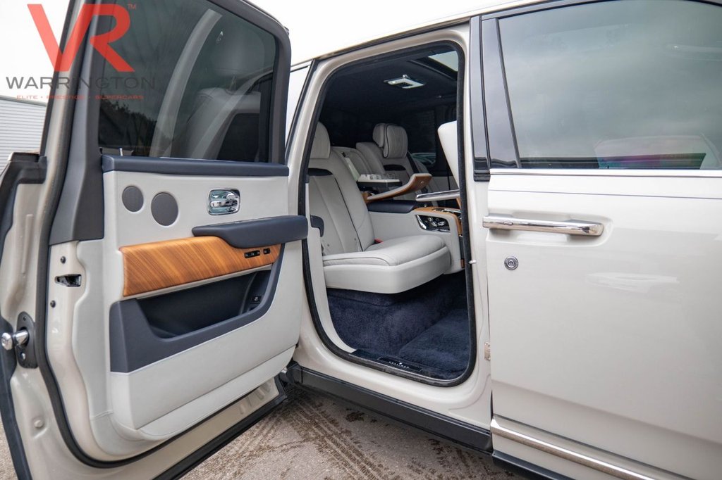 Used Rolls-Royce Cullinan 2019 for sale - 76546469: Photo 21