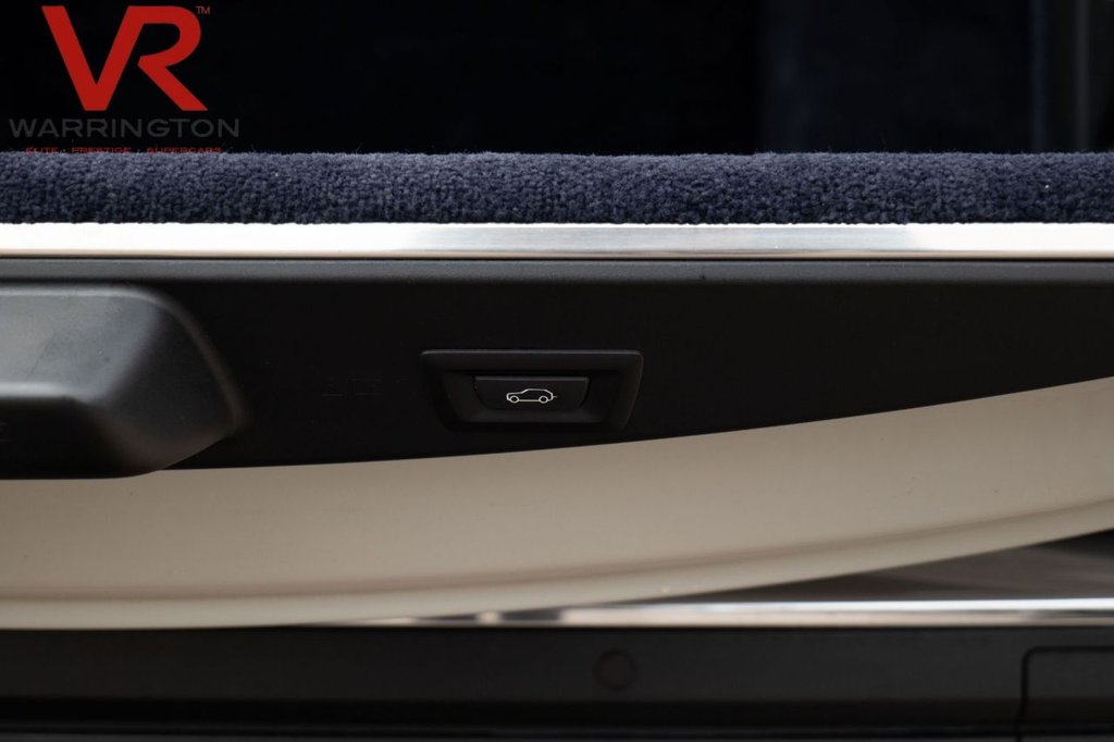 Used Rolls-Royce Cullinan 2019 for sale - 76546469: Photo 23