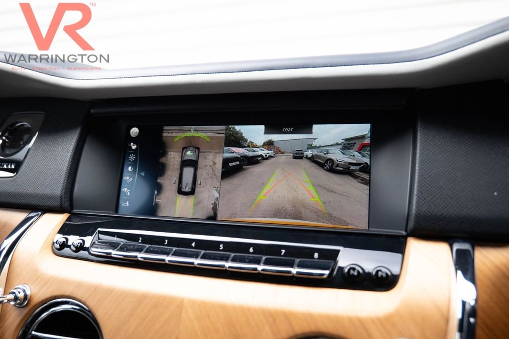 Used Rolls-Royce Cullinan 2019 for sale - 76546469: Photo 36