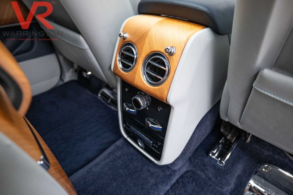 Used Rolls-Royce Cullinan 2019 for sale - 76546469: Photo 47