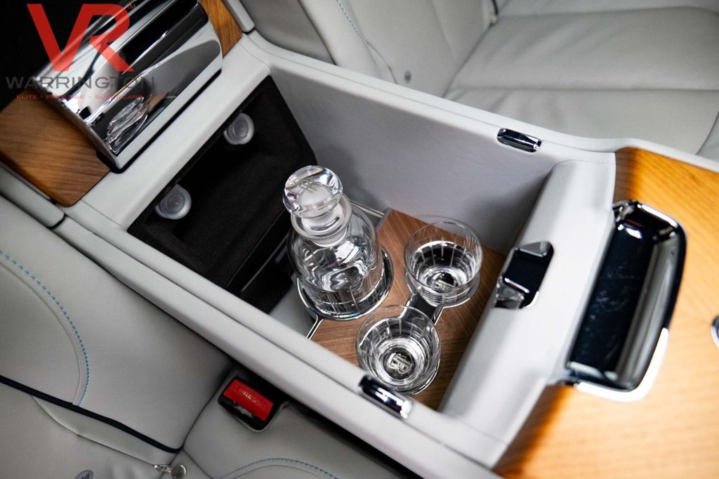 Used Rolls-Royce Cullinan 2019 for sale - 76546469: Photo 50