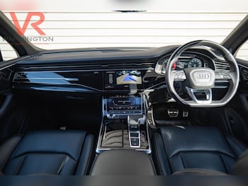 Used Audi Q7 2020 for sale - 76546591: Photo