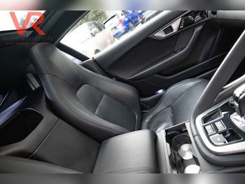 Used Jaguar F-Type 2015 for sale - 78036403: Photo