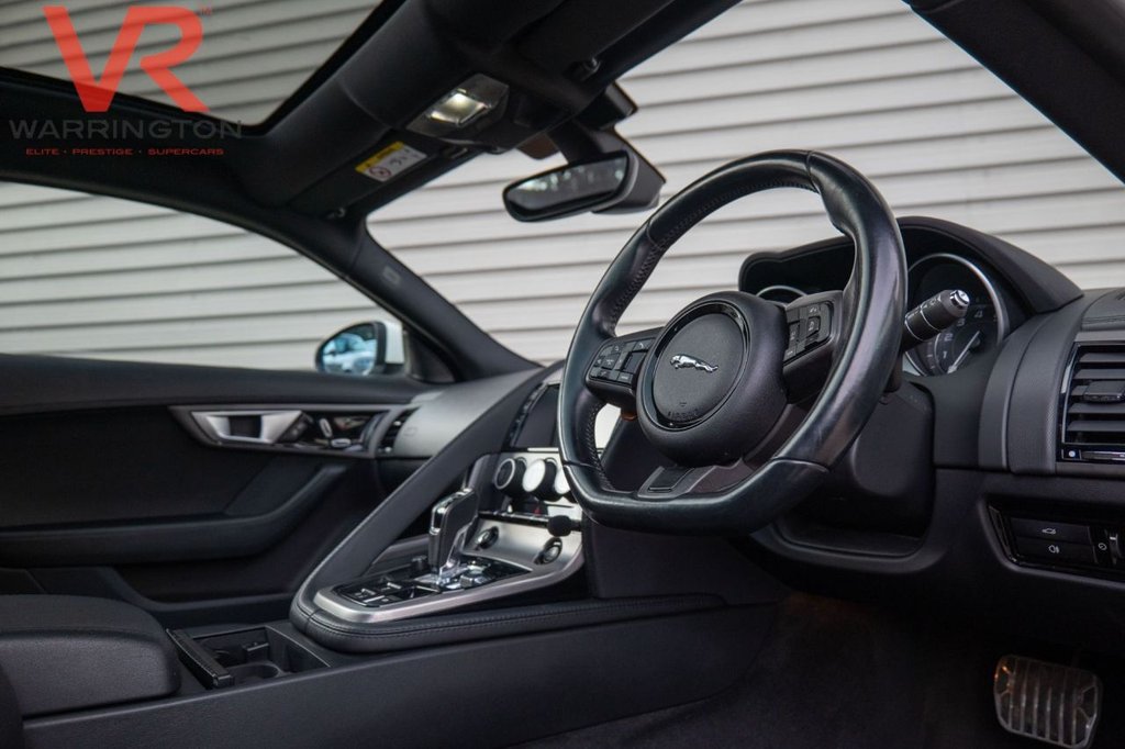 Used Jaguar F-Type 2015 for sale - 78036403: Photo 8