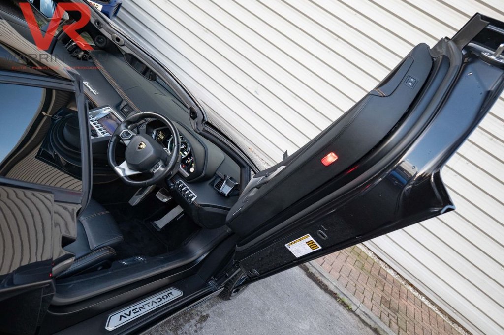 Used Lamborghini Aventador 2014 for sale - 76973287: Photo 24