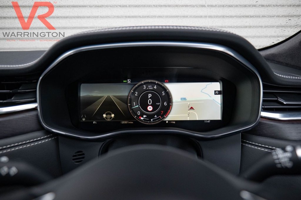 Used Jaguar F-Pace 2022 for sale - 77779812: Photo 12