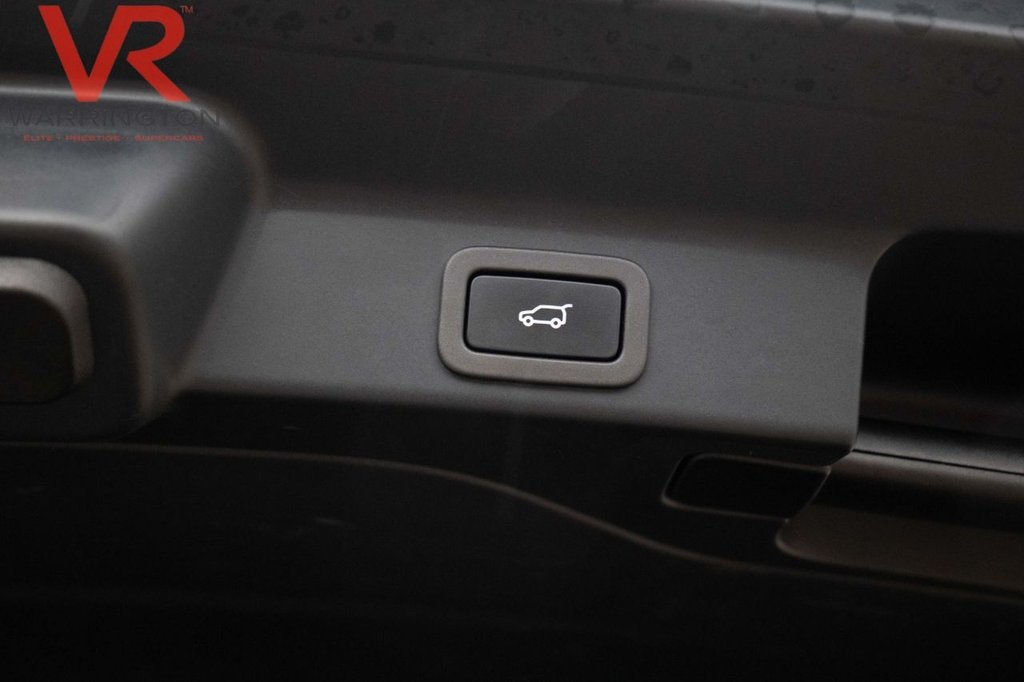 Used Jaguar F-Pace 2022 for sale - 77779812: Photo 17