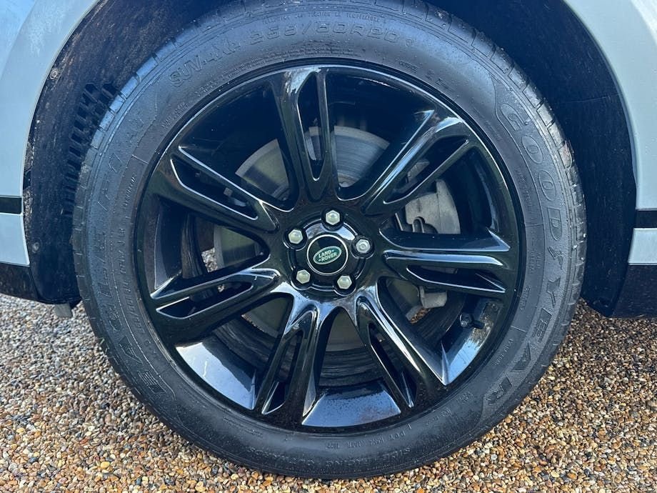 Used Land Rover Range Rover Velar 2022 for sale - 76950549: Photo 11