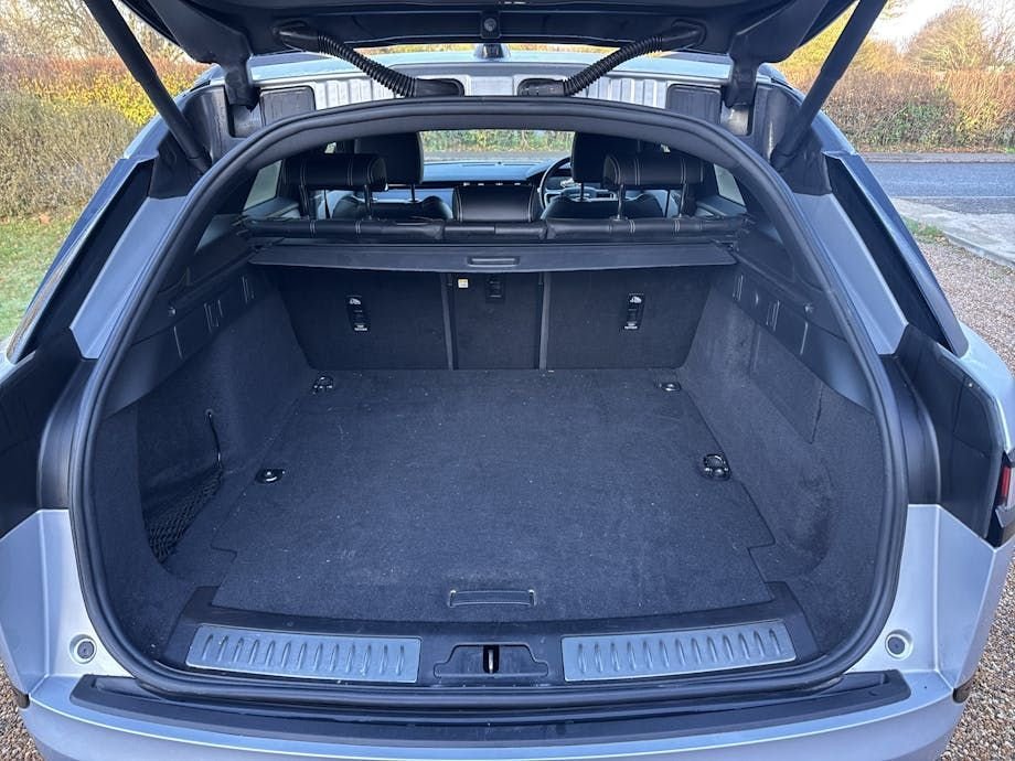 Used Land Rover Range Rover Velar 2022 for sale - 76950549: Photo 8