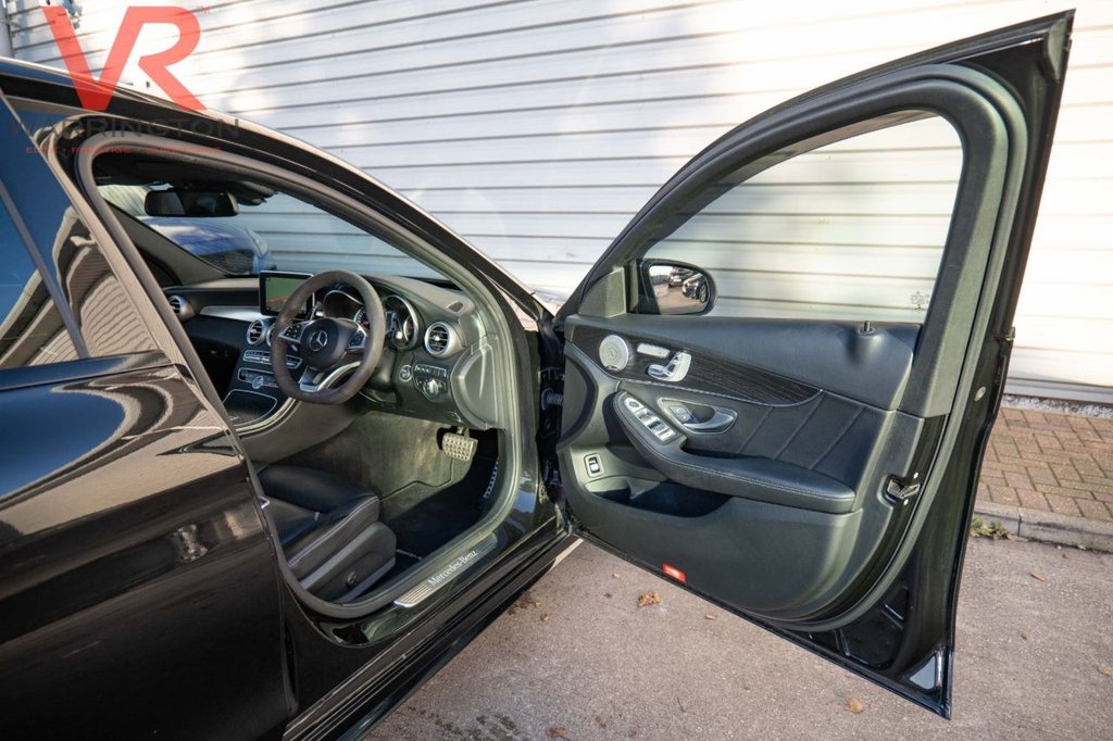 Used Mercedes-Benz C Class 2018 for sale - 76698144: Photo 21