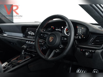 Used Porsche 911 2025 for sale - 77621398: Photo