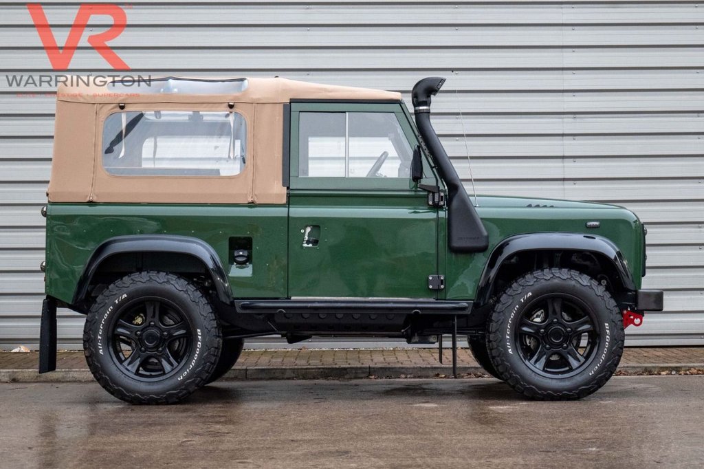 Used Land Rover Defender 1996 for sale - 77250598: Photo 15