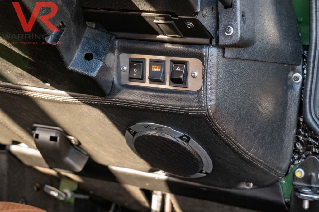 Used Land Rover Defender 1996 for sale - 77250598: Photo 18