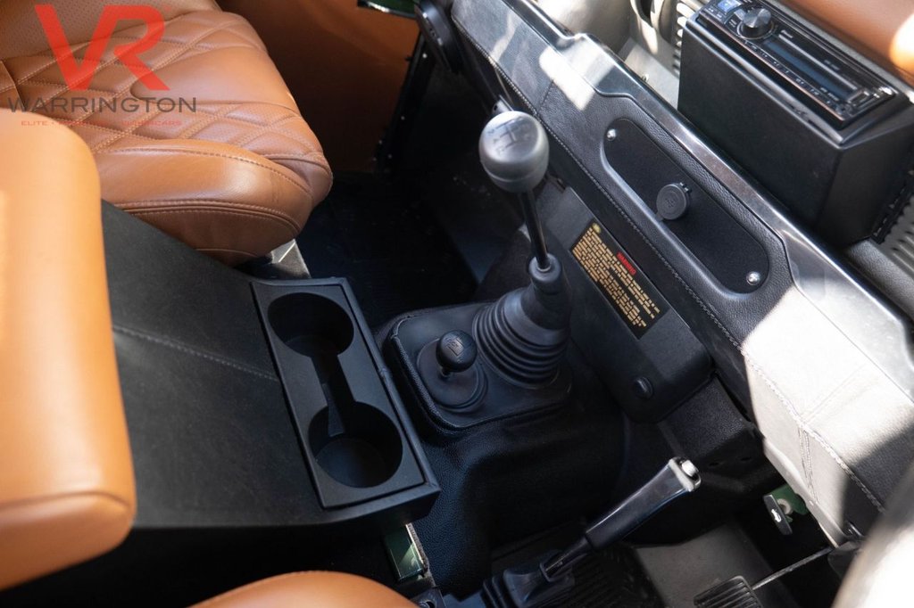 Used Land Rover Defender 1996 for sale - 77250598: Photo 20