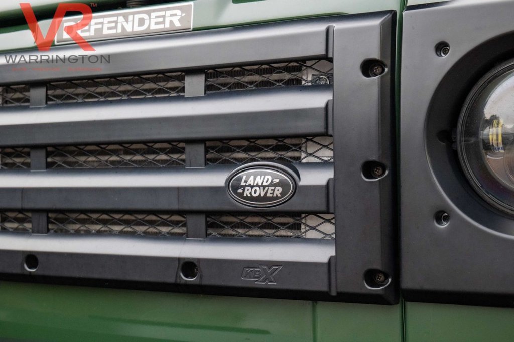 Used Land Rover Defender 1996 for sale - 77250598: Photo 34