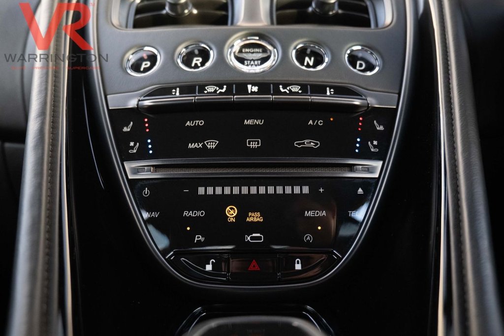 Used Aston Martin DBS 2020 for sale - 76698903: Photo 25