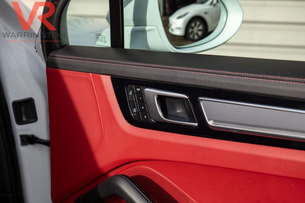 Used Porsche Cayenne 2023 for sale - 76547069: Photo 23