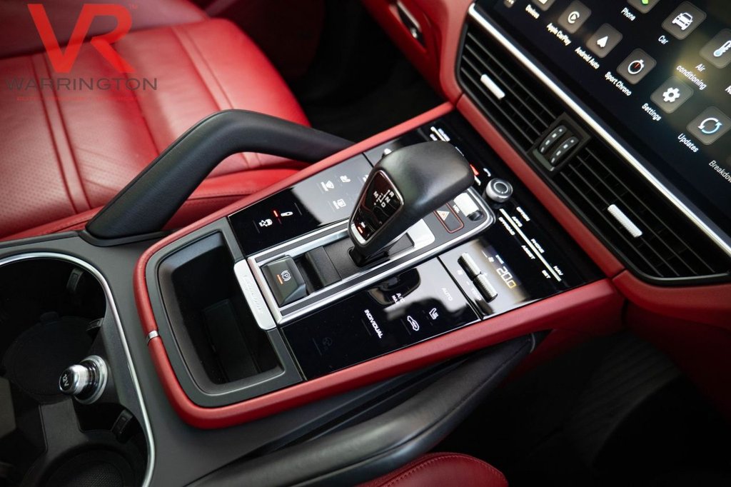 Used Porsche Cayenne 2023 for sale - 76547069: Photo 31