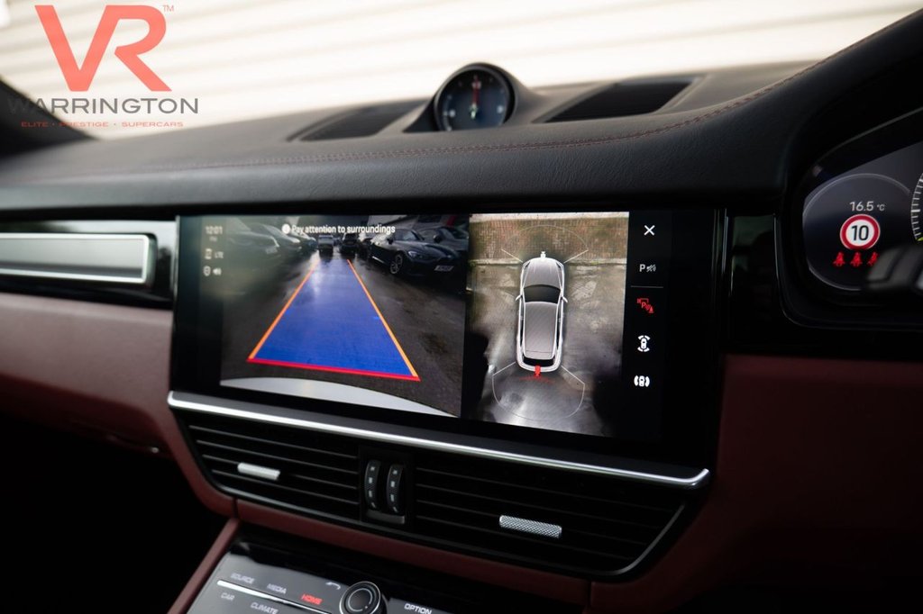 Used Porsche Cayenne 2023 for sale - 76547069: Photo 35