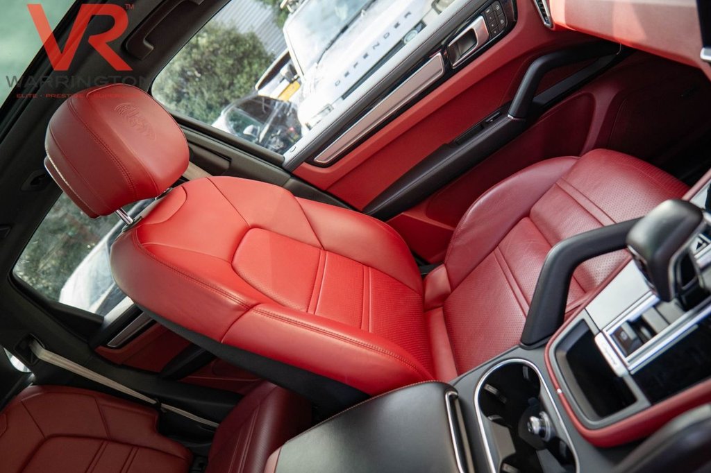 Used Porsche Cayenne 2023 for sale - 76547069: Photo 4