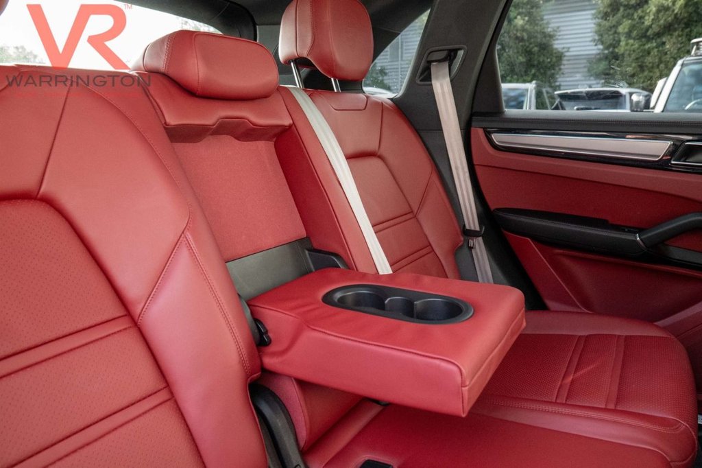 Used Porsche Cayenne 2023 for sale - 76547069: Photo 44