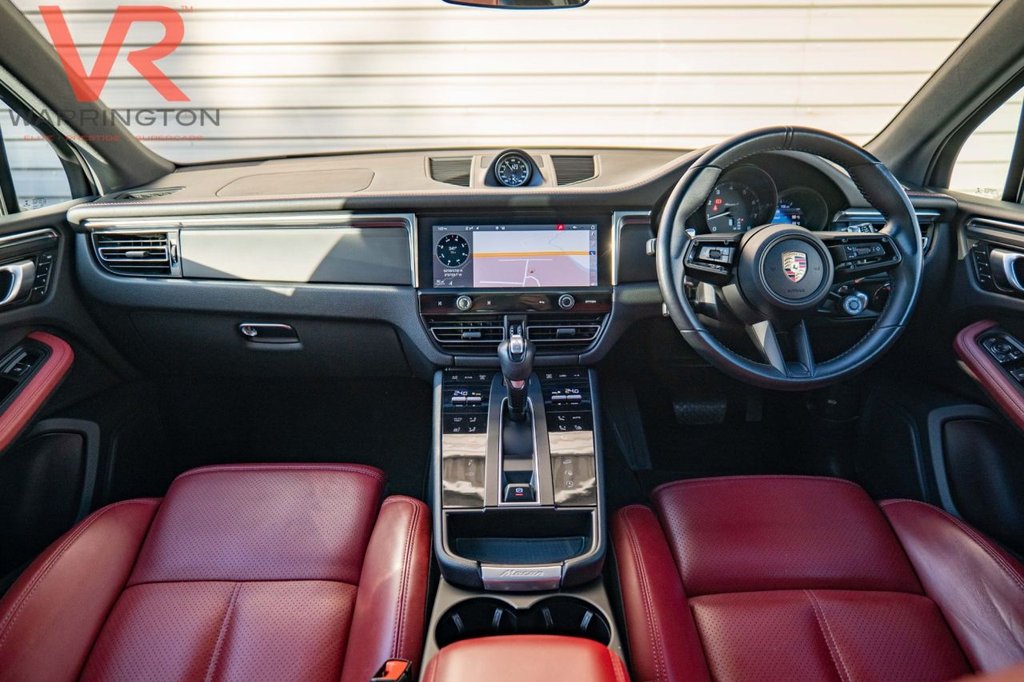 Used Porsche Macan 2022 for sale - 77007087: Photo 2